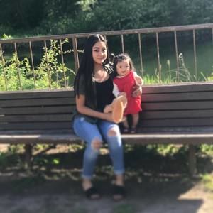 Meet your Posher, Johana